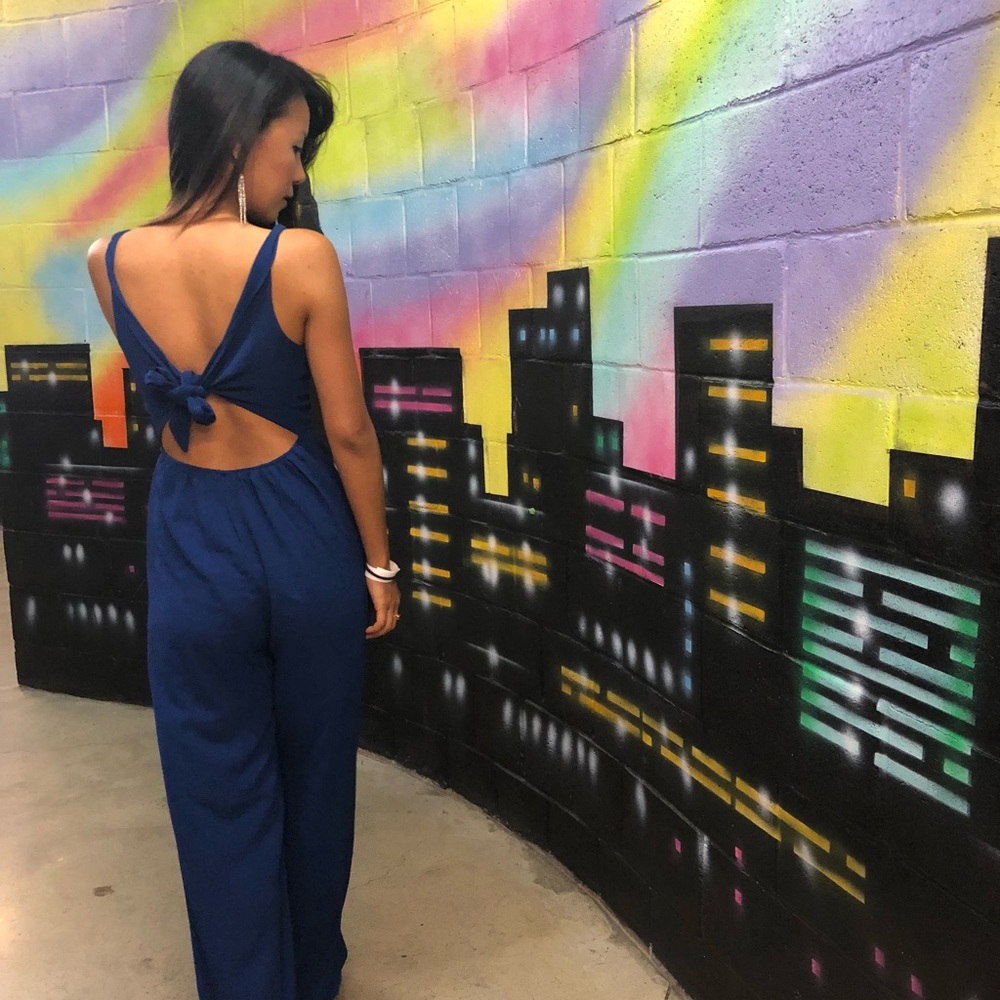 Backless Romper - Picture 2 of 3